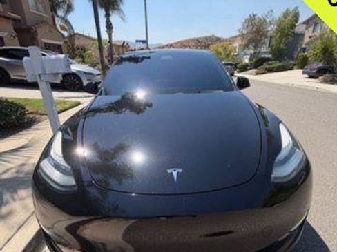 Used 2021 Tesla Model Y Long Range AWD/4WD image 2