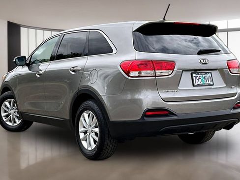 Used 2018 Kia Sorento L FWD image 13