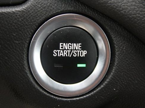 Used 2022 Chevrolet Equinox LT image 30