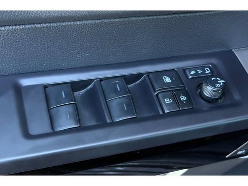 Used 2023 Toyota Tundra Limited AWD/4WD image 12