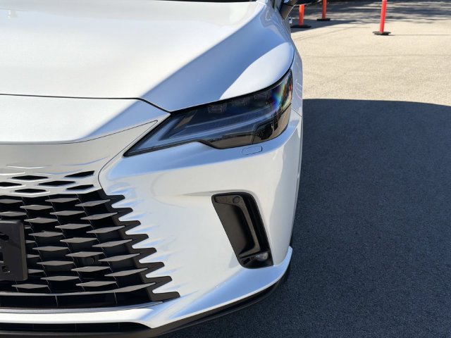 Certified 2026 Lexus RX 350 AWD w/ Convenience Package image 9