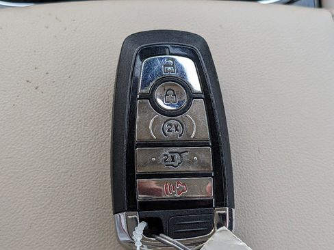 Certified 2023 Lincoln Nautilus Reserve w/ Equipment Group 202A image 31