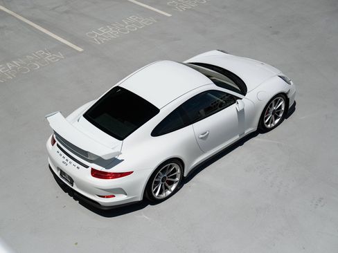 Used 2015 Porsche 911 GT3 RWD image 49