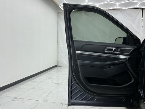 Used 2017 Ford Explorer Sport AWD/4WD image 20