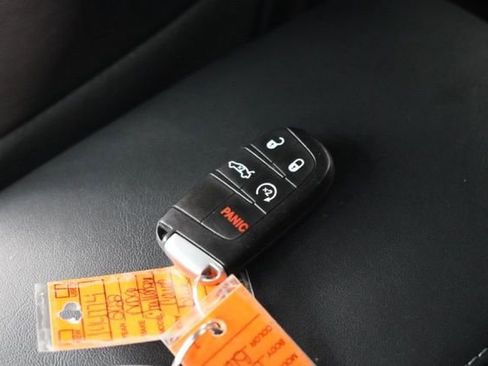 Used 2022 Dodge Challenger GT w/ Plus Package image 35