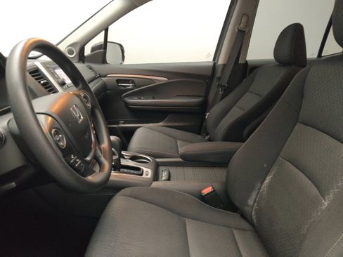 Used 2018 Honda Ridgeline Sport image 17