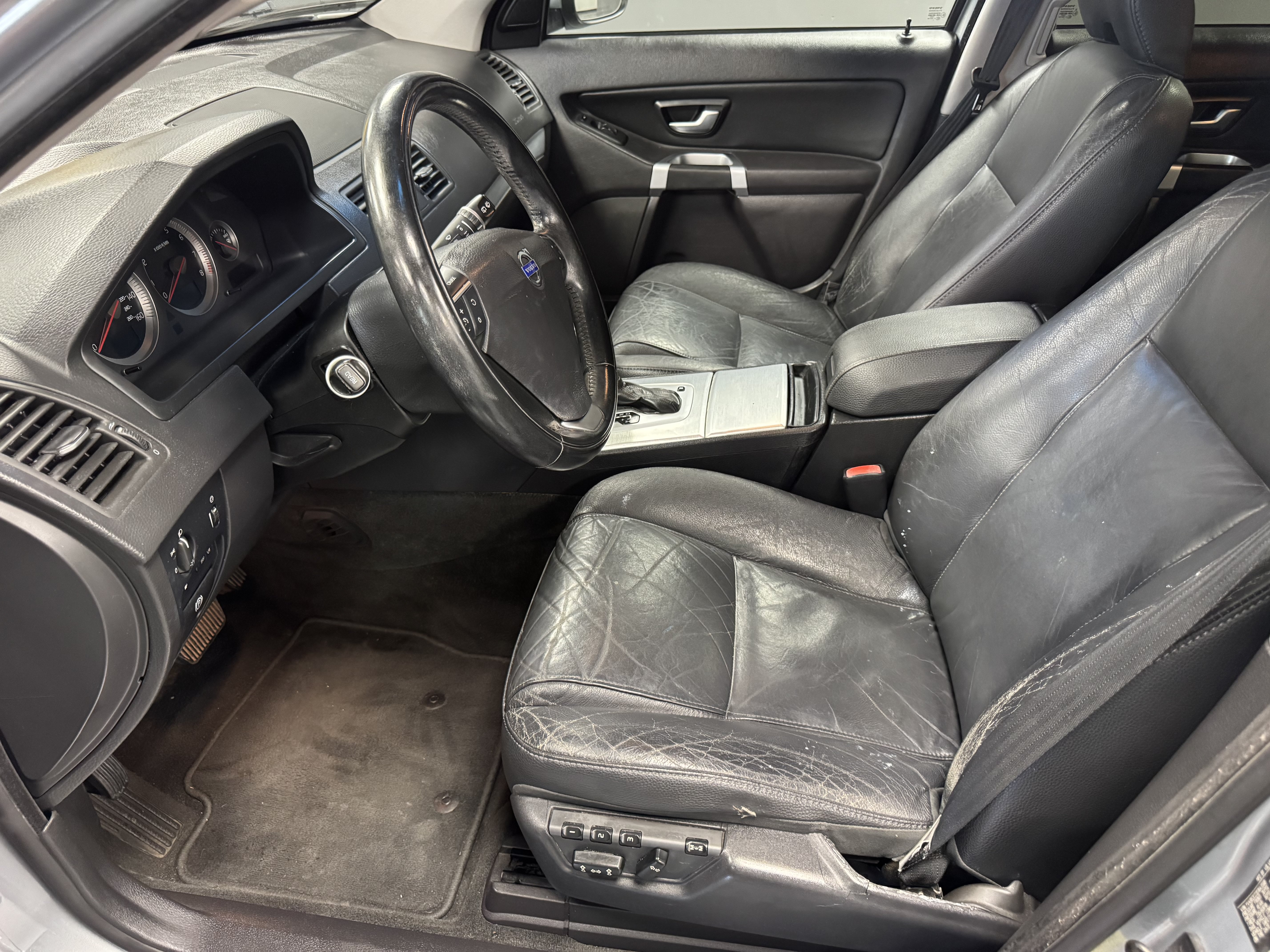 Used 2013 Volvo XC90 3.2 AWD/4WD image 9