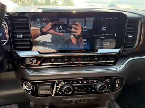 Used 2025 Chevrolet Silverado 3500 High Country w/ High Country Premium Package AWD/4WD image 27