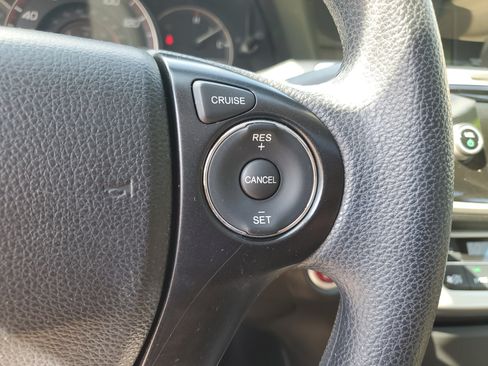 Used 2015 Honda Accord EX image 13