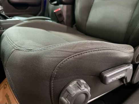 Used 2018 Jeep Wrangler Unlimited Sport S image 19