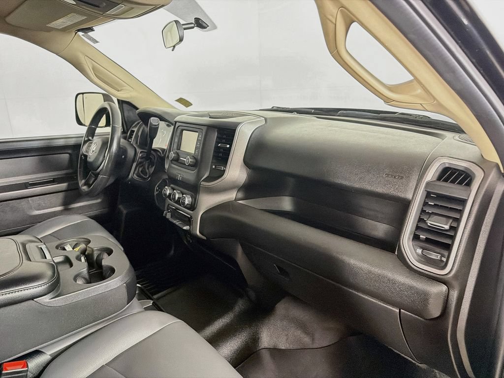 Used 2020 RAM 3500 Tradesman w/ Chrome Appearance Group AWD/4WD image 25