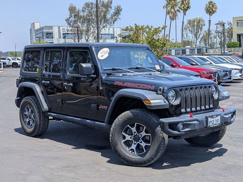 Used 2018 Jeep Wrangler Unlimited Rubicon w/ Steel Bumper Group image 3