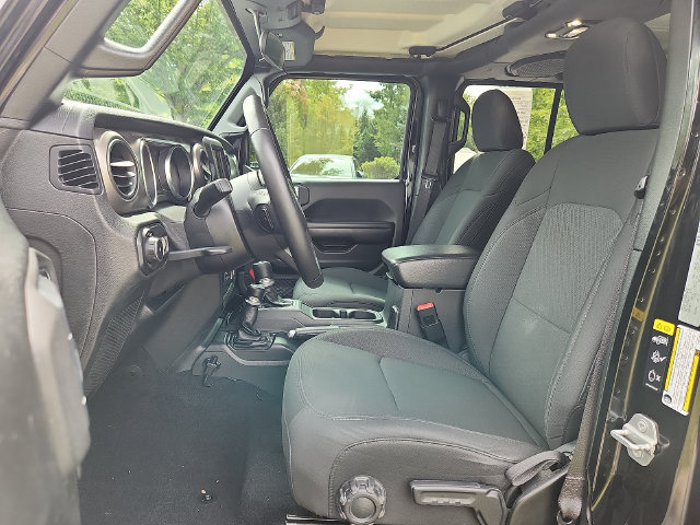 Used 2020 Jeep Wrangler Unlimited Sport AWD/4WD image 13