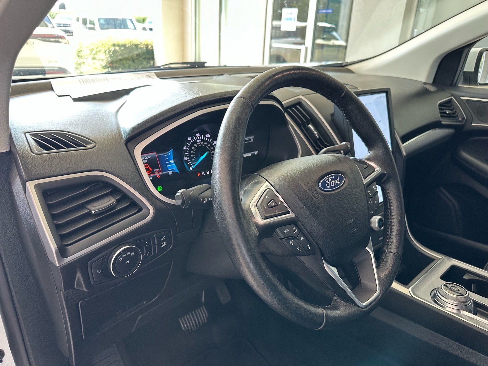 Used 2021 Ford Edge SEL w/ Convenience Package FWD image 16