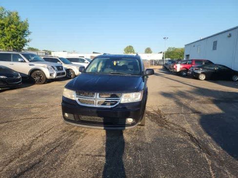 Used 2011 Dodge Journey SXT w/ Trailer Tow Prep Group FWD image 4