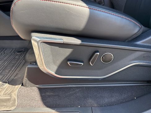 Used 2025 Ford F150 Raptor image 18