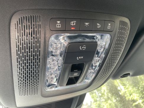 New 2026 Mercedes-Benz GLE 450 4MATIC image 33