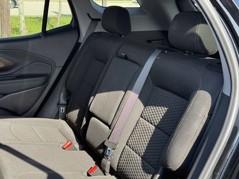 Used 2021 GMC Terrain SLE w/ Driver Convenience Package FWD image 28