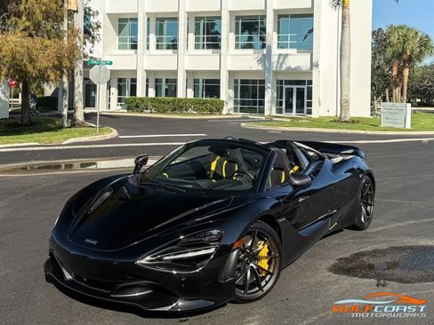 Used 2022 McLaren 720S Performance image 9