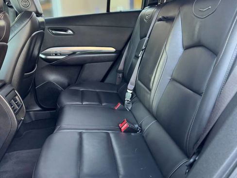 Used 2021 Cadillac XT4 Premium Luxury image 18