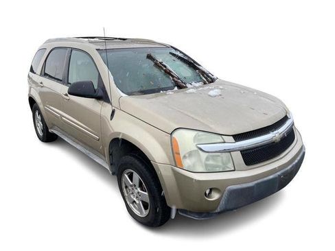Used 2005 Chevrolet Equinox LT w/ Preferred Equipment Group image 8