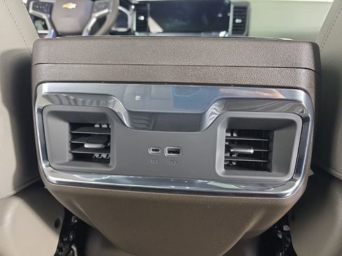 New 2025 Chevrolet Silverado 1500 LTZ AWD/4WD image 38