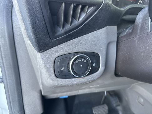 Used 2020 Ford Transit Connect XL image 25