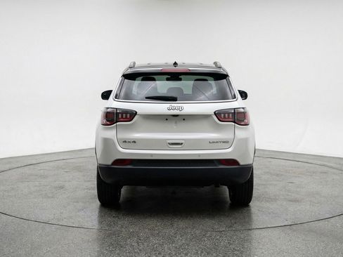 Used 2025 Jeep Compass Limited AWD/4WD image 7