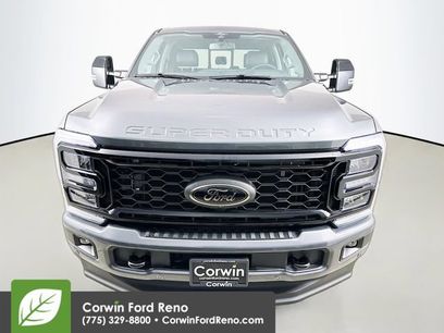 New 2026 Ford F350 Lariat w/ Black Appearance Package