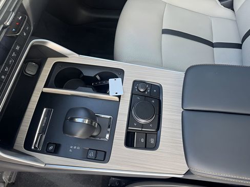 Used 2024 MAZDA CX-90 Plug-In Hybrid w/ Preferred image 12