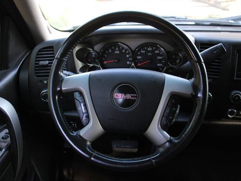 Used 2010 GMC Sierra 1500 SLE image 16