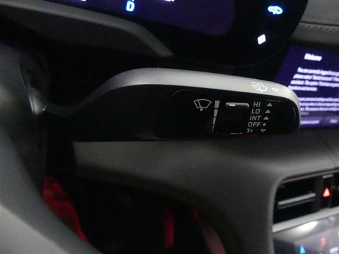 Used 2023 Porsche Taycan GTS image 24