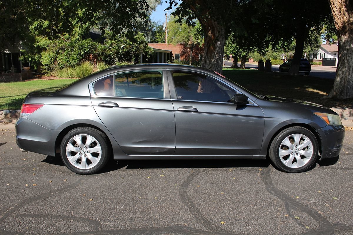 Used 2010 Honda Accord EX-L image 3