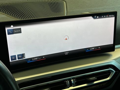 Used 2024 BMW 440i xDrive Convertible w/ Premium Package AWD/4WD image 17
