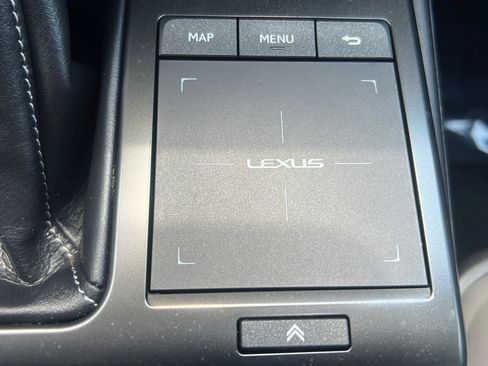 Used 2023 Lexus GX 460 w/ Black Line Special Edition AWD/4WD image 24