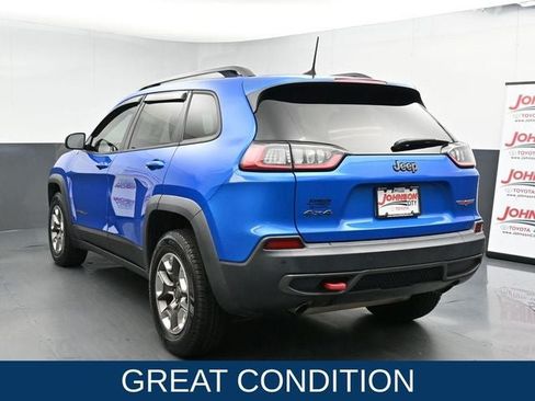 Used 2019 Jeep Cherokee Trailhawk w/ Comfort/Convenience Group AWD/4WD image 8