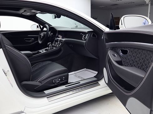 Certified 2020 Bentley Continental GT image 36