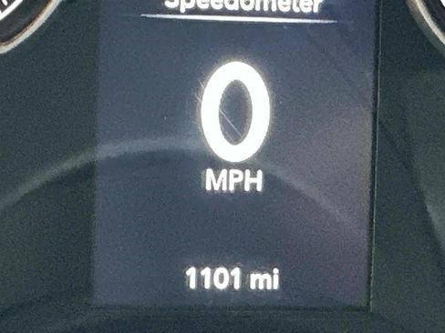 Used 2025 Jeep Gladiator Sport image 22