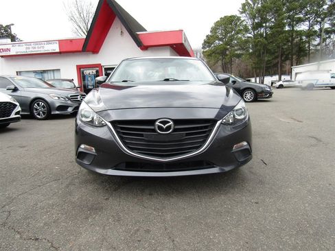 Used 2016 MAZDA MAZDA3 i Sport w/ Preferred Equipment Package image 3