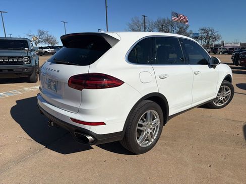Used 2016 Porsche Cayenne image 7