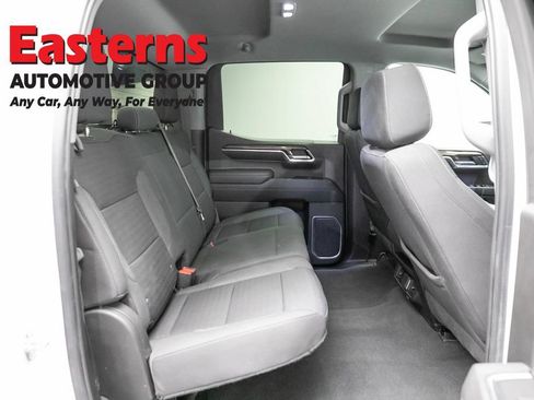 Used 2023 Chevrolet Silverado 1500 LT AWD/4WD image 21