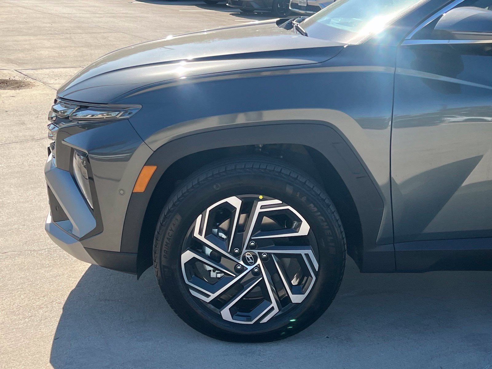 New 2026 Hyundai Tucson Limited w/ Tow & Go Package AWD/4WD image 8