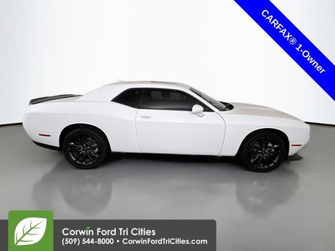 Used 2022 Dodge Challenger GT w/ Plus Package image 17