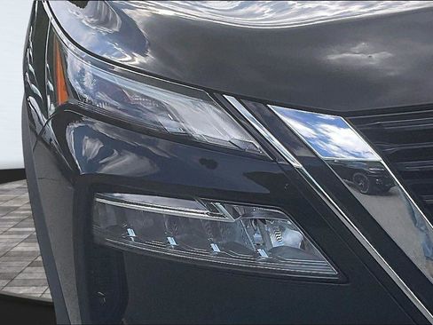 Certified 2023 Nissan Rogue SV AWD/4WD image 28