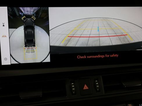 Used 2024 Lexus ES 350 Ultra Luxury w/ Accessory Package (Z2) image 7