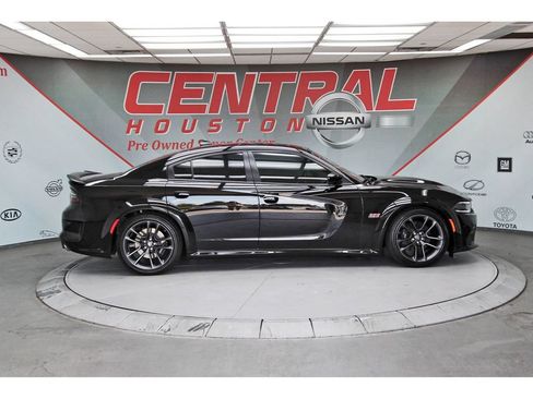 Used 2023 Dodge Charger Scat Pack RWD image 5