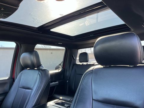 Used 2019 Ford F150 Lariat w/ Equipment Group 502A Luxury image 23