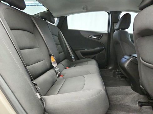 Used 2024 Chevrolet Malibu RS FWD image 29