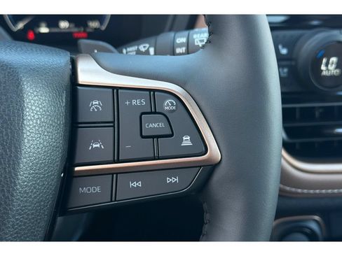 New 2026 Toyota Grand Highlander AWD Hybrid image 30