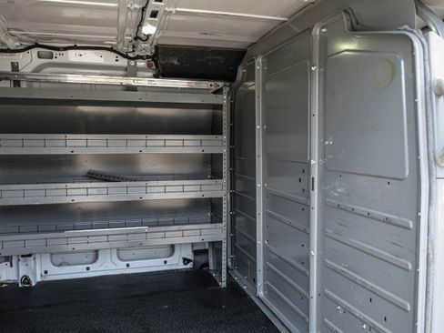Used 2017 Ford Transit 350 148 Low Roof RWD image 34